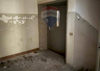 Locale Commerciale Primo Maggio, Buscate - foto 10