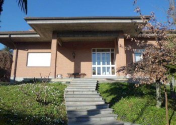 Facciata - Villa via Torino, 16, Acqui Terme - foto 1