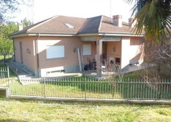 Facciata - Villa via Torino, 16, Acqui Terme - foto 4