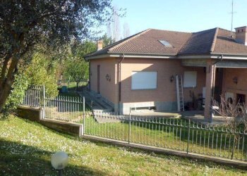 Facciata - Villa via Torino, 16, Acqui Terme - foto 5