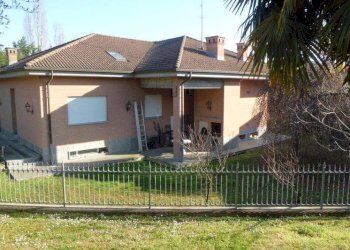 Facciata - Villa via Torino, 16, Acqui Terme - foto 6