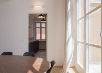 Stanza arredata - Appartamento via Vittorio Emanuele II, 38, Chieri - foto 8