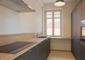 Cucina - Appartamento via Vittorio Emanuele II, 38, Chieri - foto 9