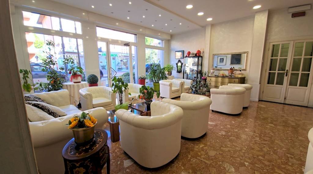 Salone - Hotel San Bartolomeo al Mare - foto 2