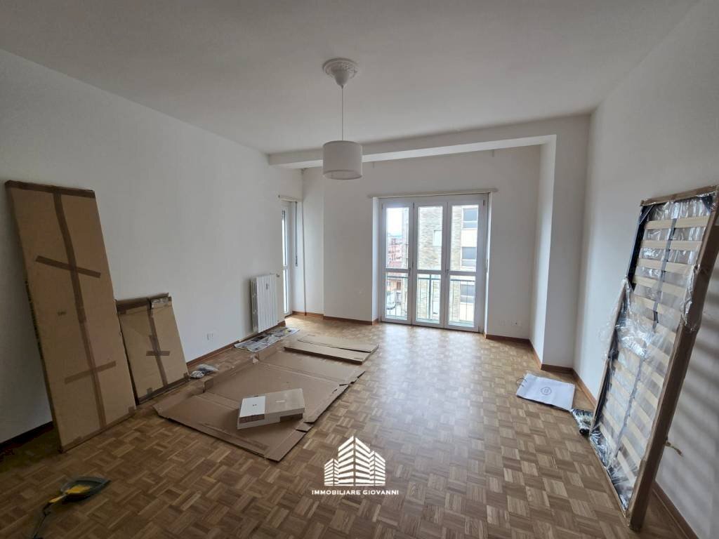 Stanza non arredata - Non-buildable land via Crimea, 15, Bra - photo 2