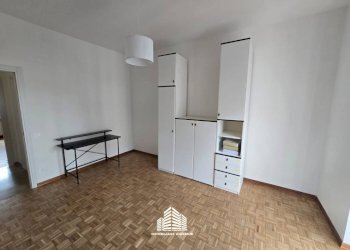 Stanza non arredata - Terreno non edificabile via Crimea, 15, Bra - foto 3