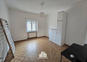 Stanza non arredata - Terreno non edificabile via Crimea, 15, Bra - foto 5