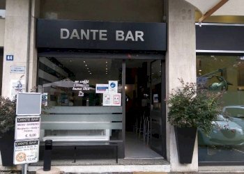 Interno non residenziale - Cafeteria - Cold Bar via Dante, Erba - photo 5