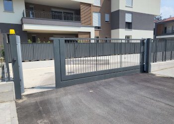 ingresso carraio - Appartamento via borghini, Brescia - foto 5