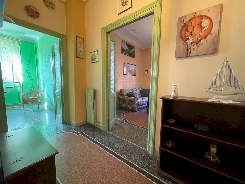 ingresso - Quadrilocale via Guglielmo Marconi, Varazze - foto 3