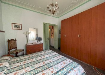 camera da letto - Quadrilocale via Guglielmo Marconi, Varazze - foto 11