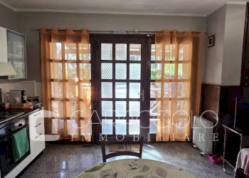 Trilocale Padru - foto 10