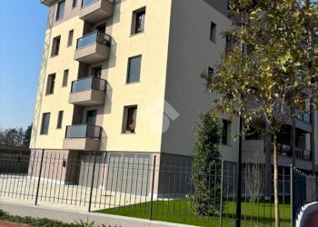 Trilocale Via Silvio Pellico, Corbetta - foto 1