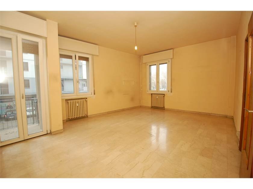 Three-room apartment Modena - photo 3