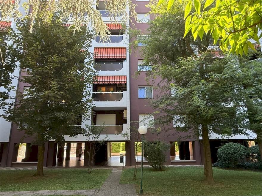 Three-room apartment Beinasco - photo 3