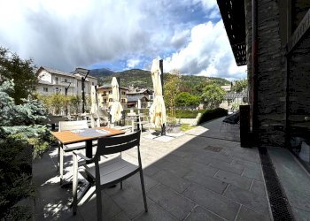 Locale Commerciale Via Quintane, 2, Aosta - foto 4