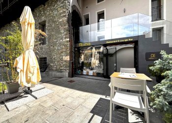 Locale Commerciale Via Quintane, 2, Aosta - foto 2