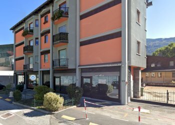 Deposito corso Saint-Martin-de-Corleans, 211, Aosta - foto 2