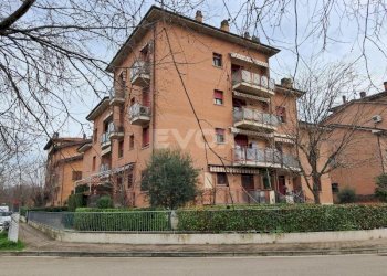 Four-room apartment Valsamoggia - photo 4