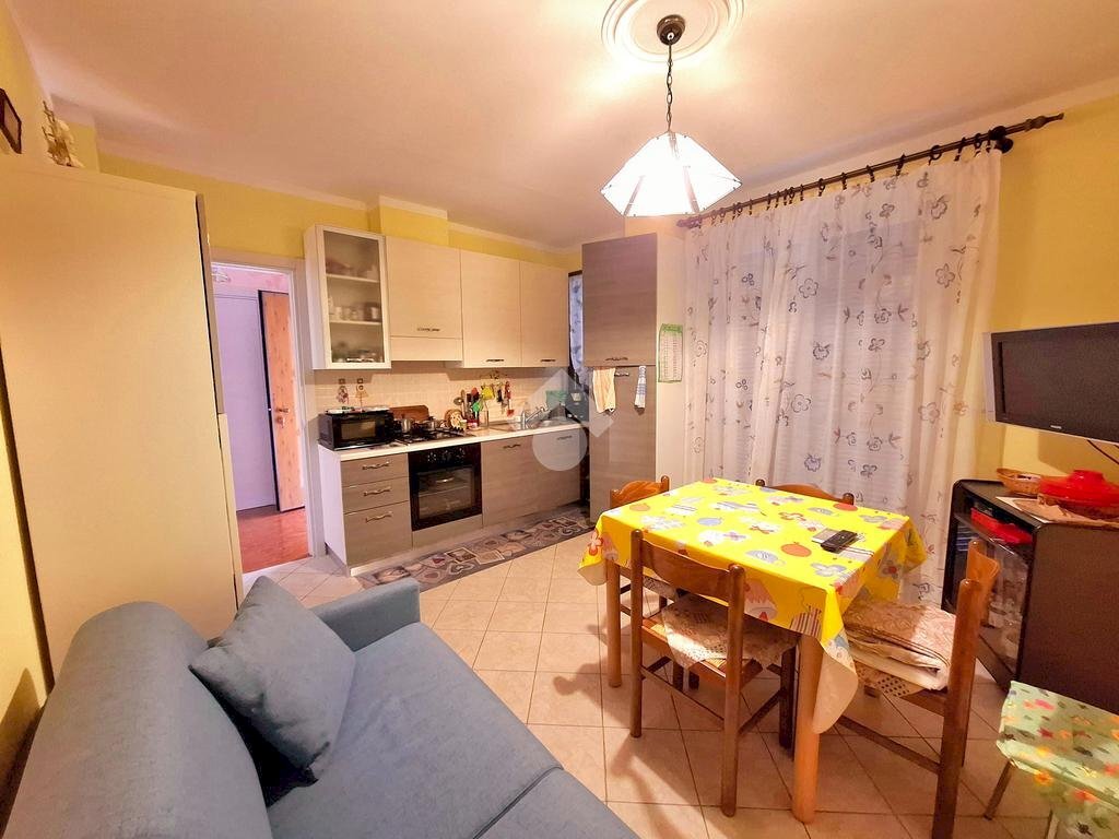 Two-room apartment Via IV Novebre, Diano Arentino - photo 3