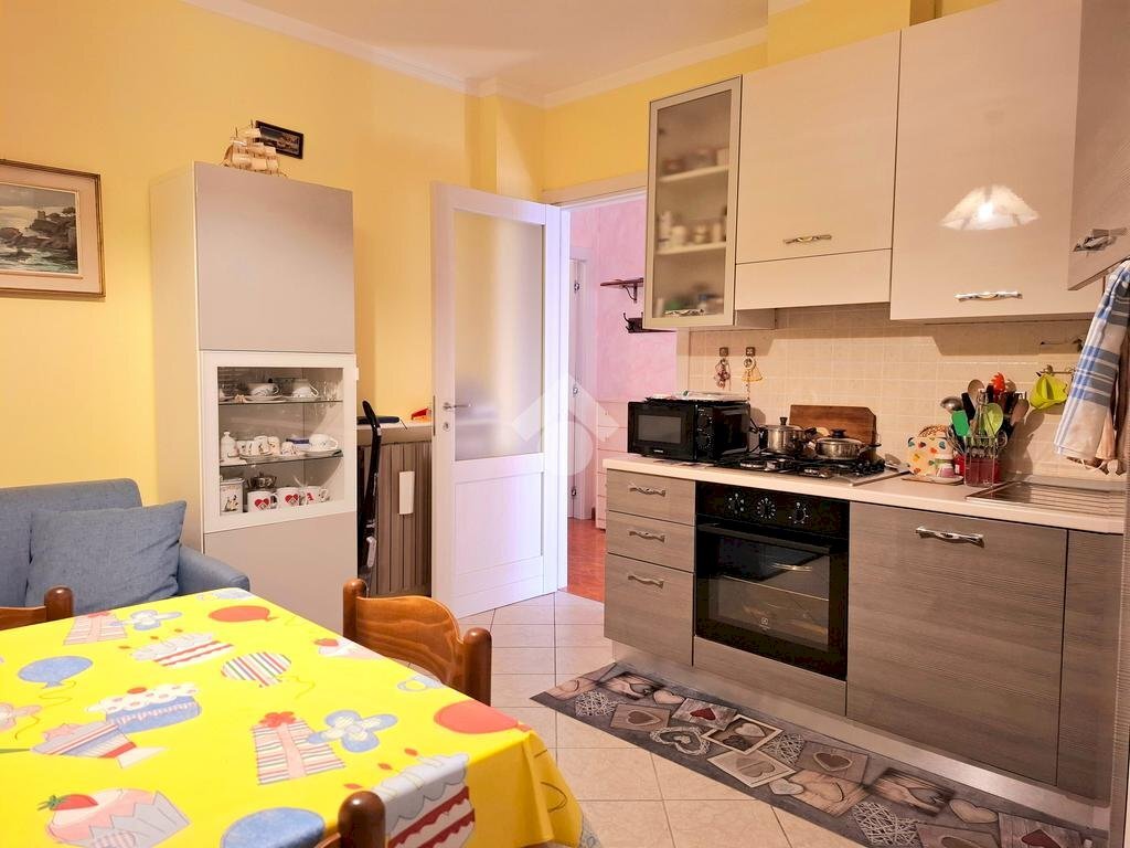 Two-room apartment Via IV Novebre, Diano Arentino - photo 2