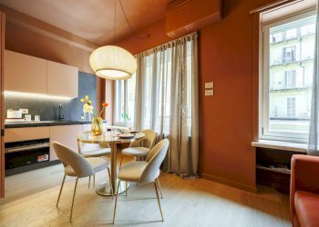 One-room apartment Via Alessandro Volta, Torino (neighborhood Centro) - photo 1