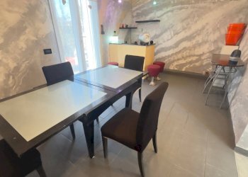 Casa indipendente Via Brigate Garibaldi, Fontevivo - foto 1