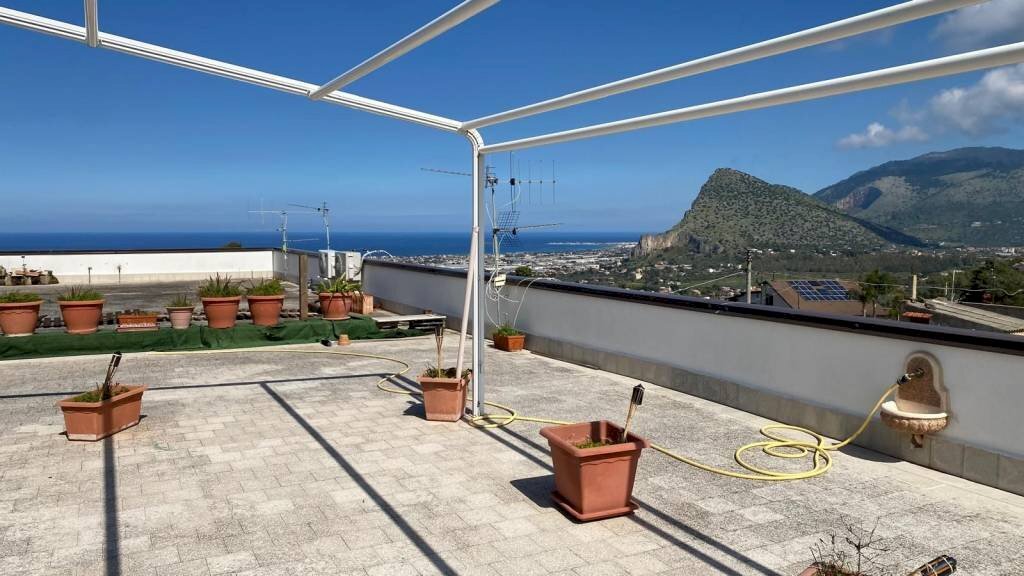 Balcone - Four-room apartment via Francesco Cangialosi, Carini - photo 2