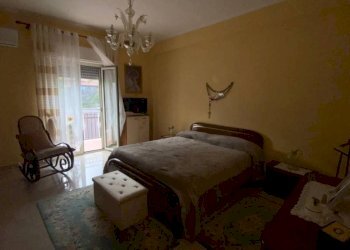 Camera da letto - Quadrilocale via Francesco Cangialosi, Carini - foto 24