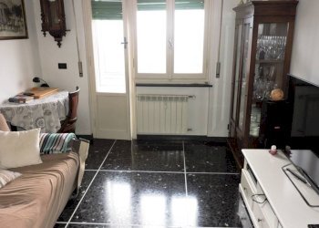 Salone - Trilocale via San Bartolomeo del Fossato, 74, Genova (zona Sampierdarena) - foto 7