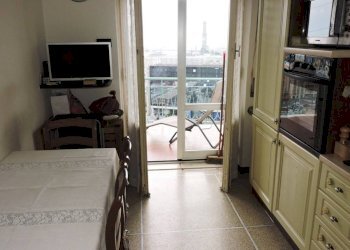 Cucina - Trilocale via San Bartolomeo del Fossato, 74, Genova (zona Sampierdarena) - foto 12