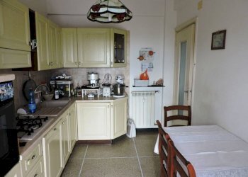 Cucina - Trilocale via San Bartolomeo del Fossato, 74, Genova (zona Sampierdarena) - foto 14