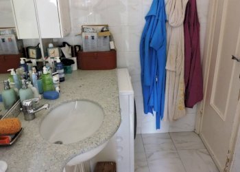 Bagno - Trilocale via San Bartolomeo del Fossato, 74, Genova (zona Sampierdarena) - foto 15