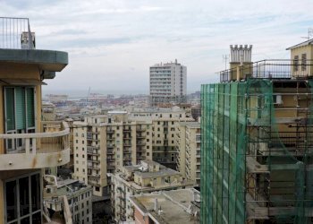 Vista - Trilocale via San Bartolomeo del Fossato, 74, Genova (zona Sampierdarena) - foto 21