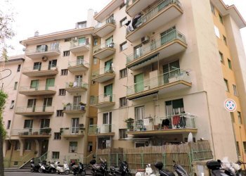 Facciata - Trilocale via San Bartolomeo del Fossato, 74, Genova (zona Sampierdarena) - foto 27