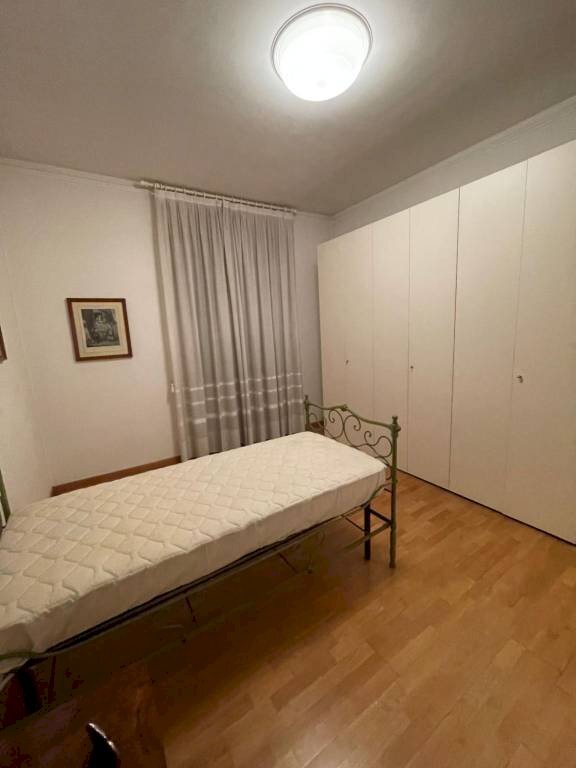 Camera da letto - Quadrilocale via Aspromonte, 16, Alessandria - foto 3