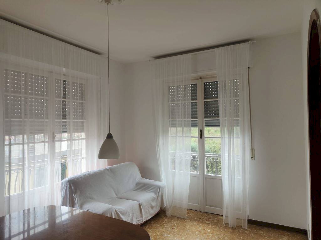 Salone - Quadrilocale Genova (zona Bolzaneto) - foto 3