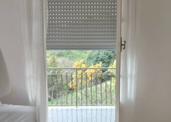 Stanza arredata - Quadrilocale Genova (zona Bolzaneto) - foto 23