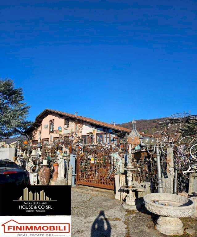 Zona - Villa viale Lombardia, 56, Albese con Cassano - photo 1