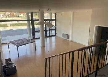 Interno palazzo - Negozio strada Statale 28, 8/e, Vicoforte - foto 3