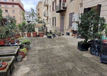 appartamento con terrazzo al piano genova centrp q - Appartamento via Anton Maria Maragliano, Genova - foto 3