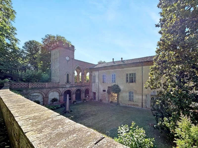 Castle Incisa Scapaccino - photo 3