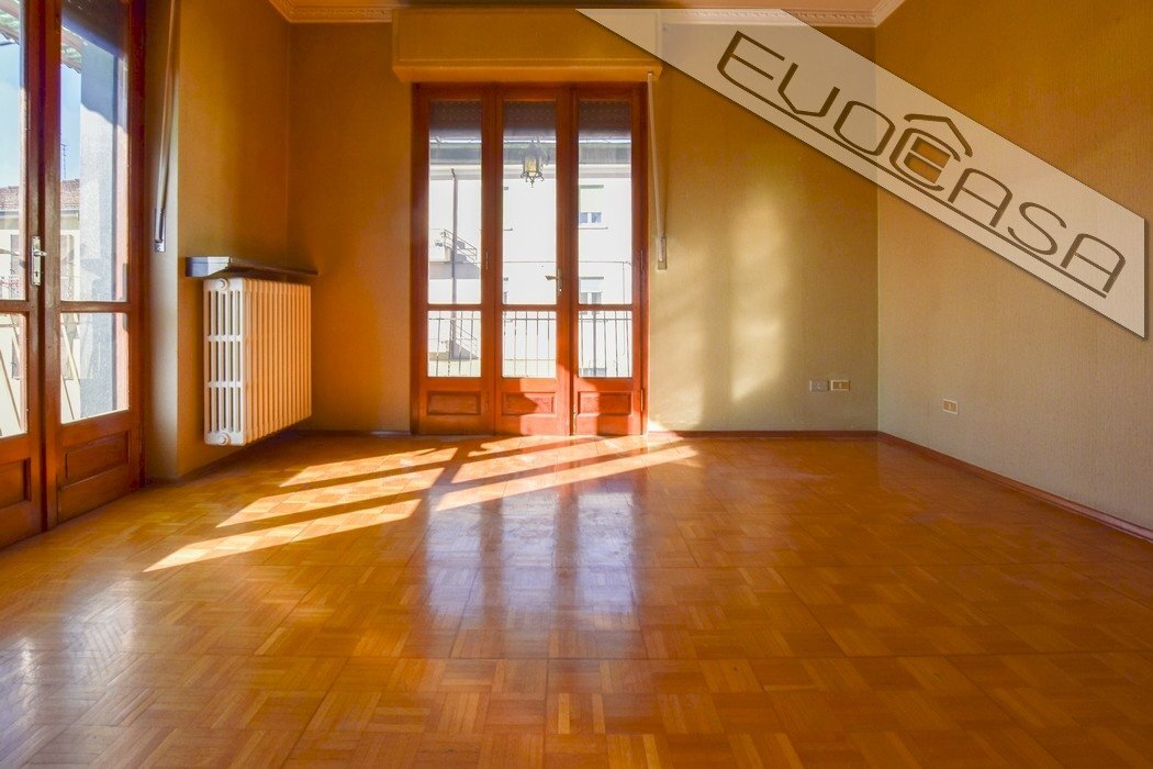 Four-room apartment Via Carducci  18, Pinerolo - photo 1