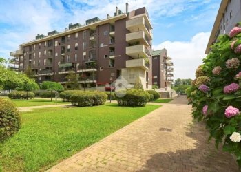 Quadrilocale Via Oriana Fallaci, Peschiera Borromeo - foto 1