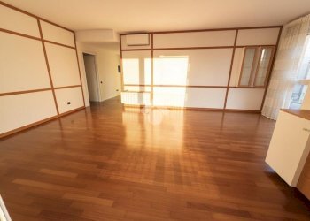 Quadrilocale Via Oriana Fallaci, Peschiera Borromeo - foto 4