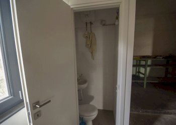 Capannone Via Ovada, Genova (zona Voltri) - foto 17