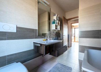 Four-room apartment Via 4 Novembre, Cervere - photo 9