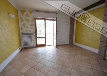 Trilocale Via Guardia Piemontese 26, Torre Pellice - foto 1