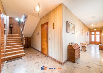 Independent house Polonghera - photo 8