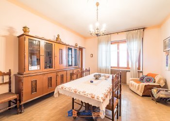 Independent house Polonghera - photo 19